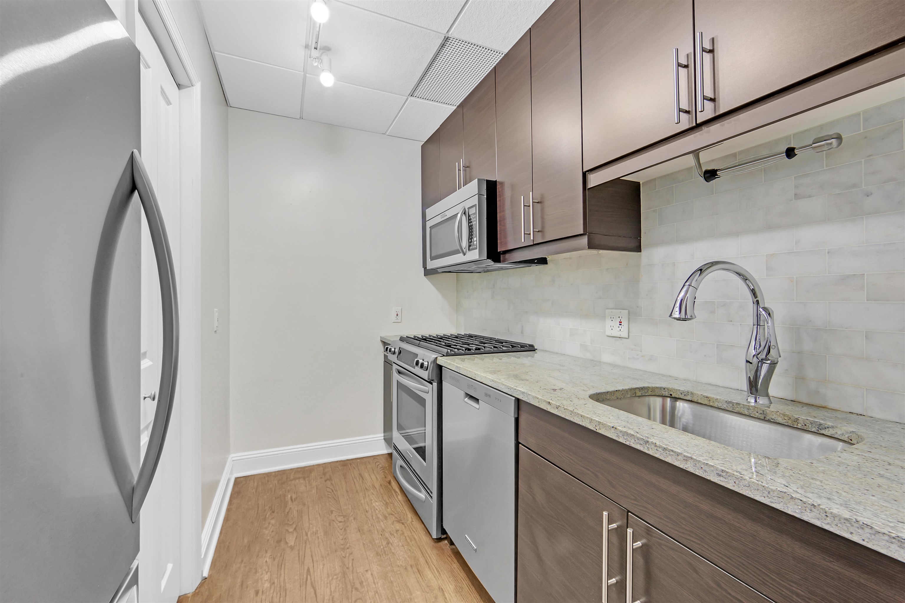 167 Wayne St #105, Jersey City, New Jersey image 8