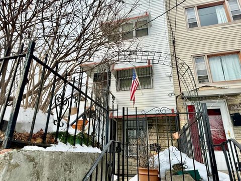 Homes For Sale - 173 Baldwin Ave<br/> Hudson County, Jersey City, NJ 07306
