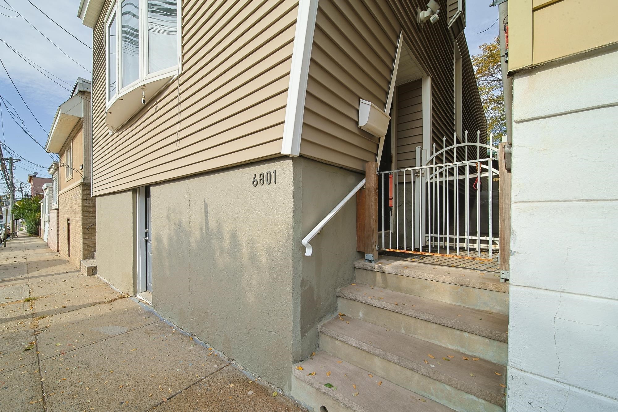 6801 Smith Ave, North Bergen, New Jersey image 2