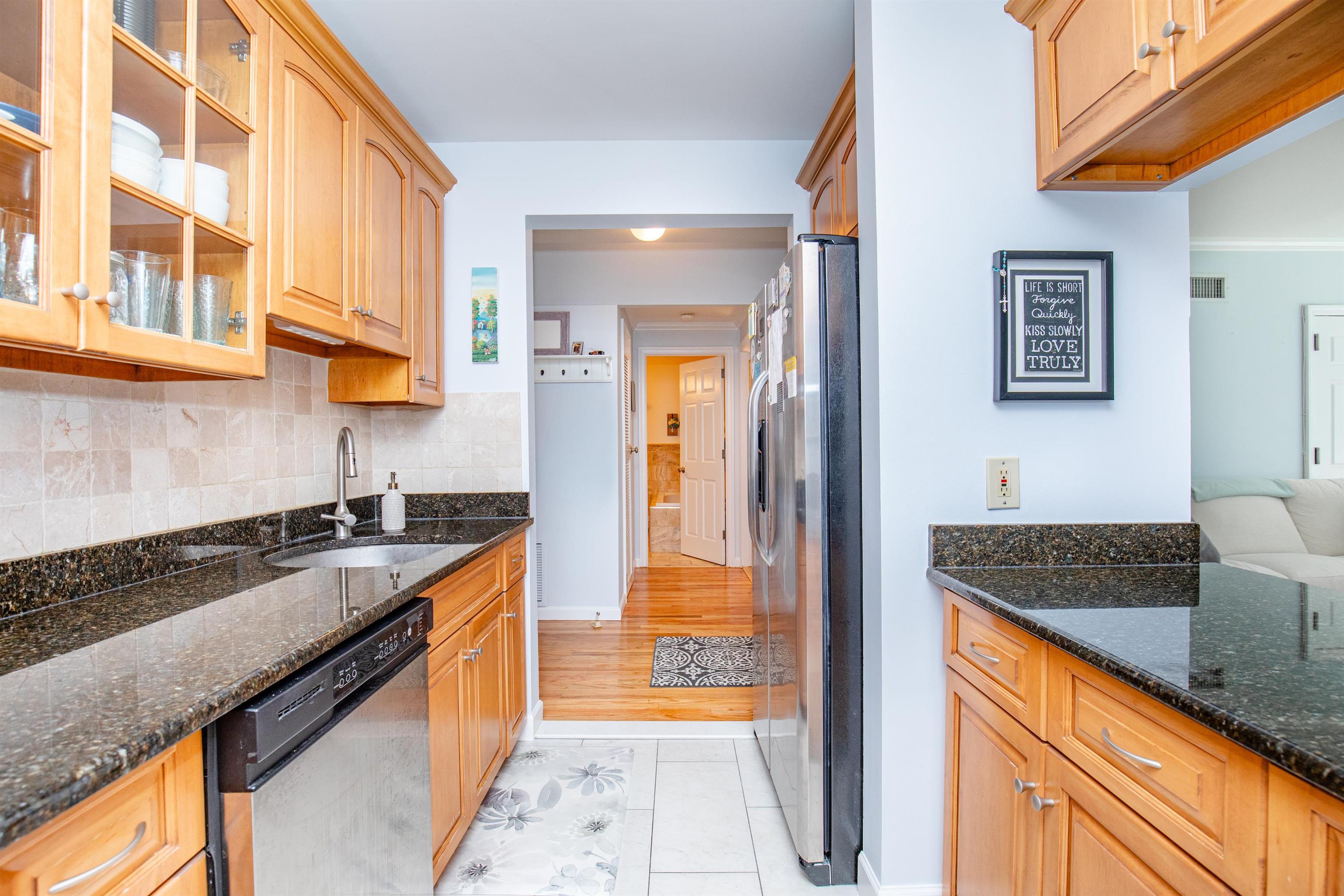 72 Park Ave #2A, Hoboken, New Jersey image 5