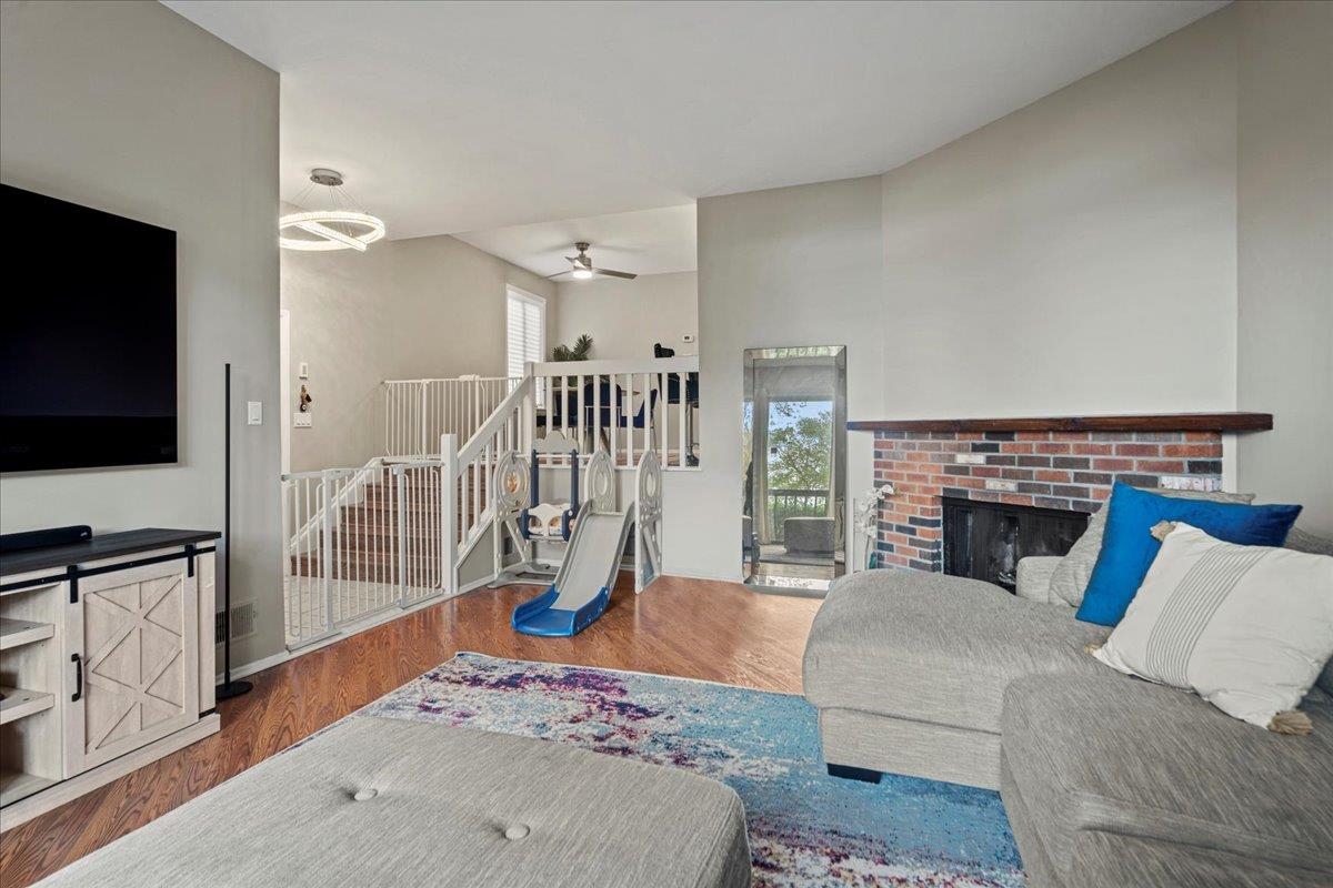 178 Sandcastle Key, Secaucus, New Jersey image 2