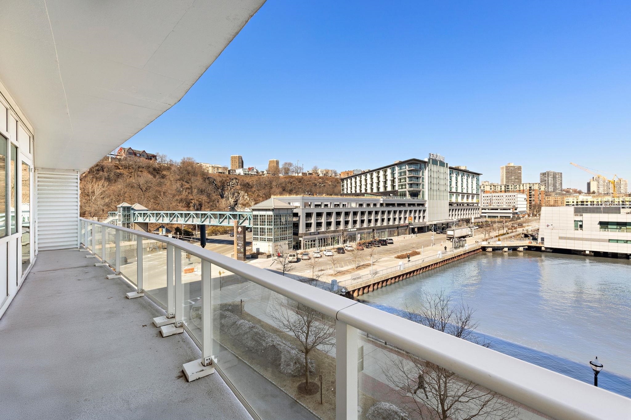 800 Avenue At Port Imperial #403, Weehawken, New Jersey image 21