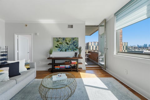 Condo For Rent - 800 Jackson St #1006<br/> Hoboken, NJ 07030