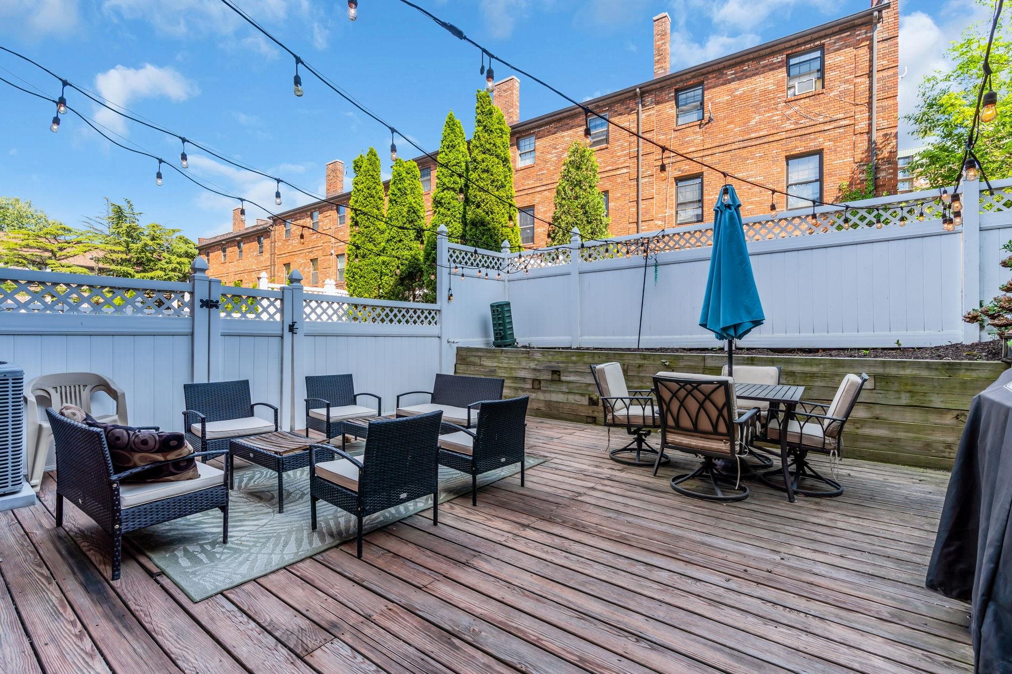 3661 MEADOW LANE 3661