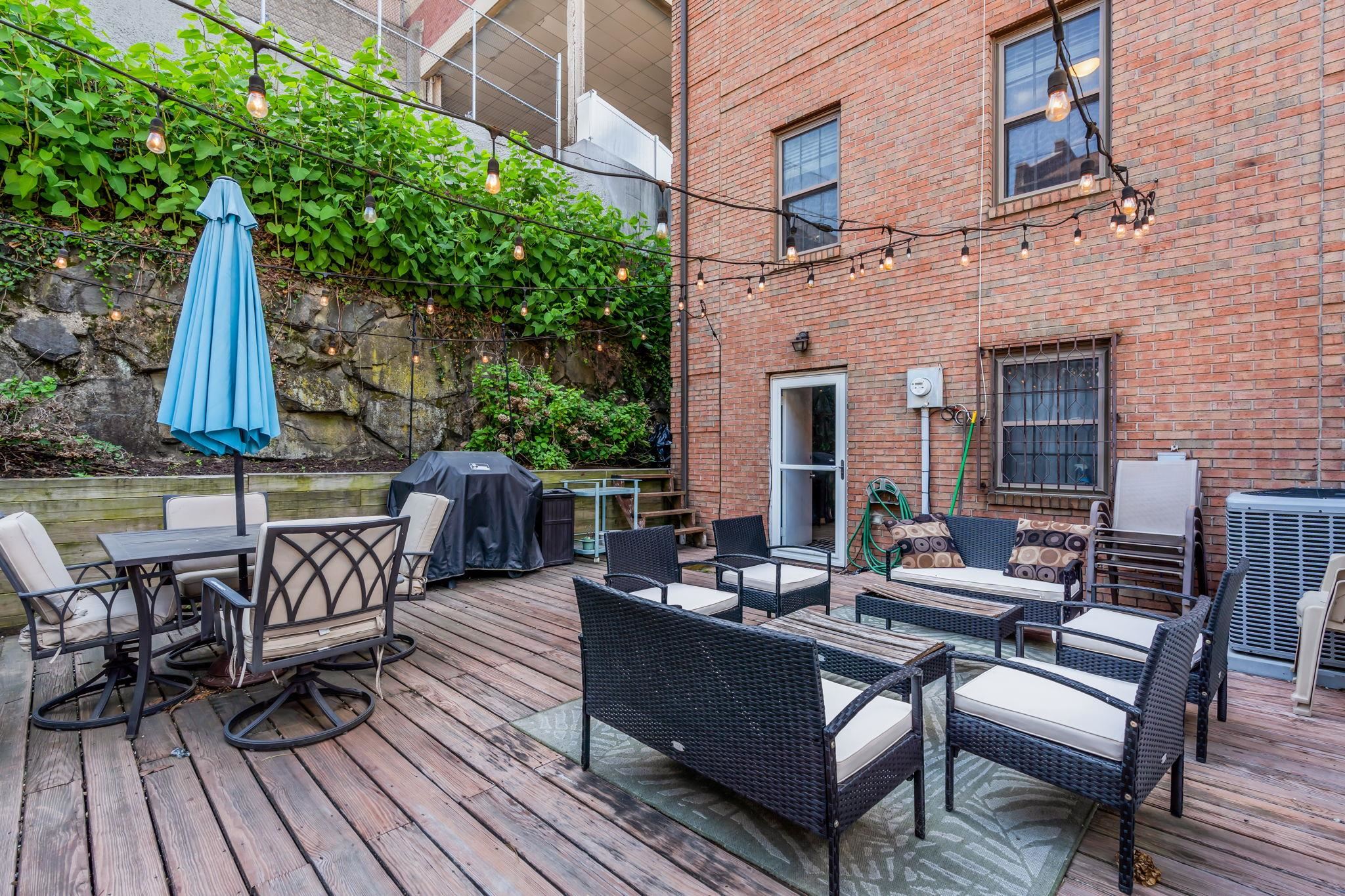 3661 MEADOW LANE 3661