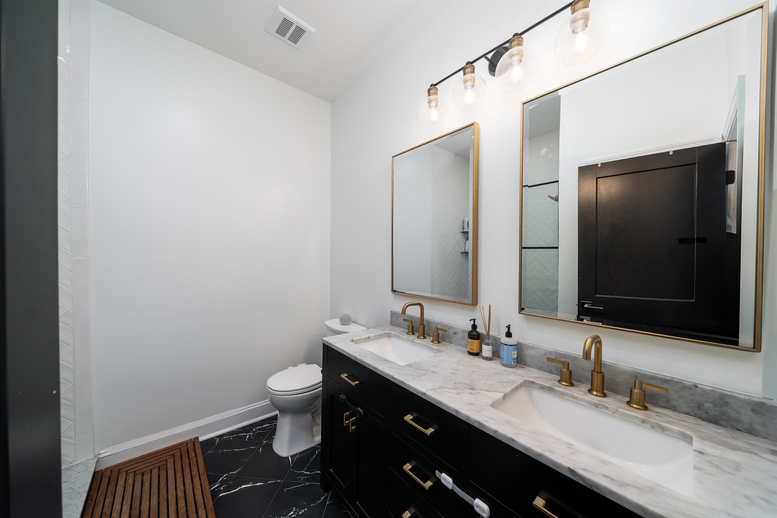 201 Zabriskie St #1, Jersey City, New Jersey image 17