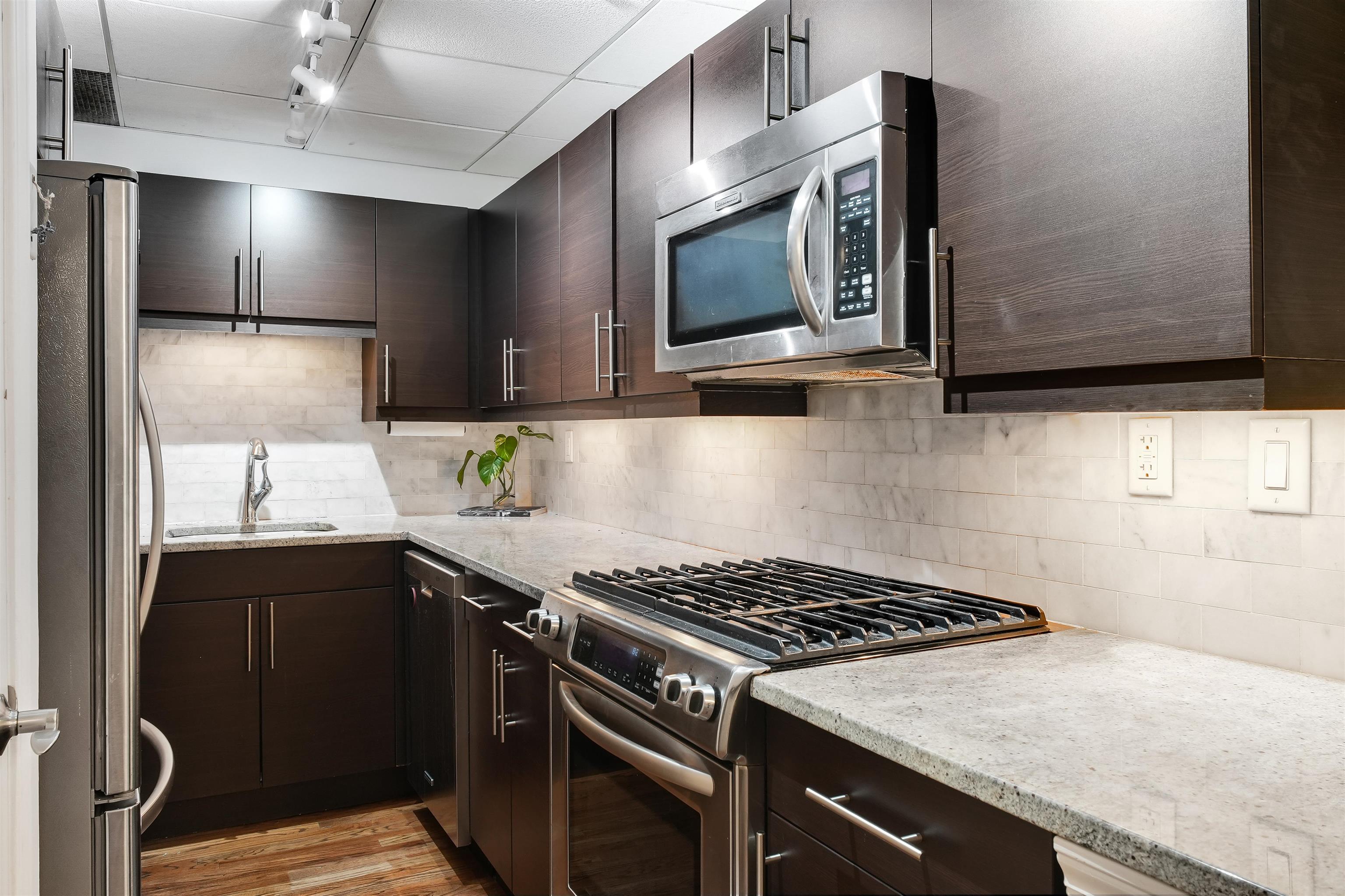 347 Varick St #114A, Jersey City, New Jersey image 3