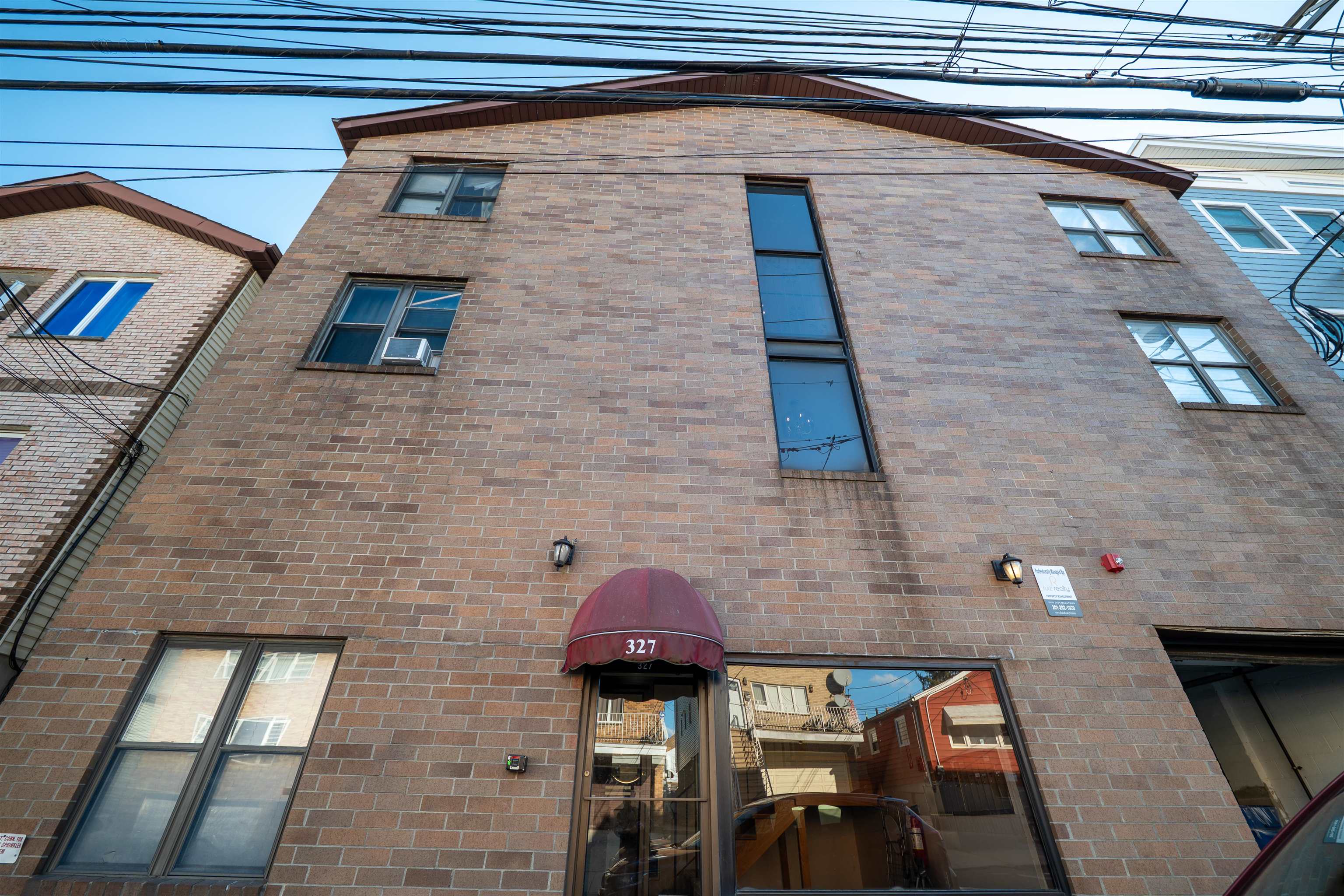 327 71st St #1E, Guttenberg, New Jersey image 2