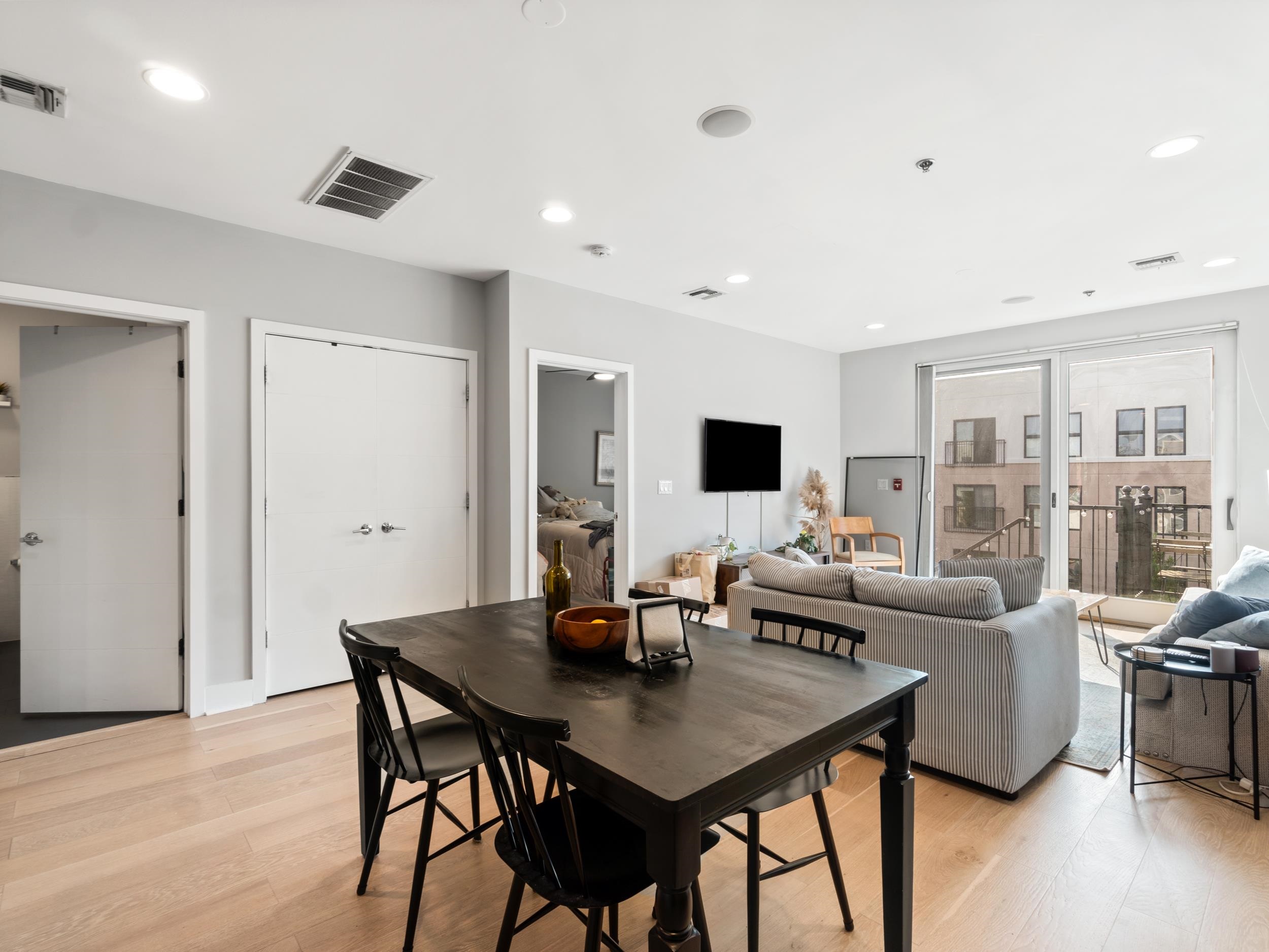 626 Grand St #4, Hoboken, New Jersey image 6