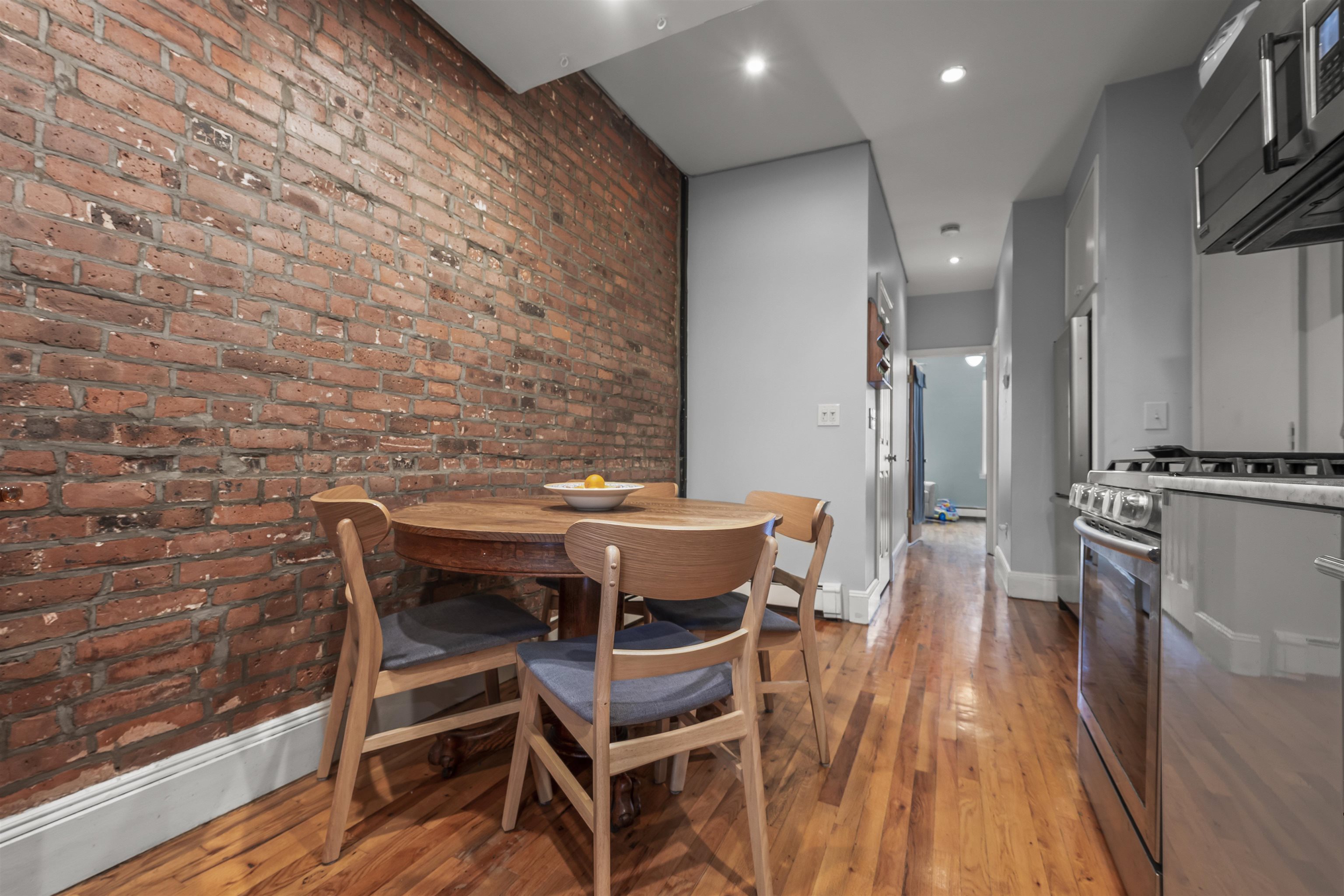 297 Pavonia Ave #2B, Jersey City, New Jersey image 5
