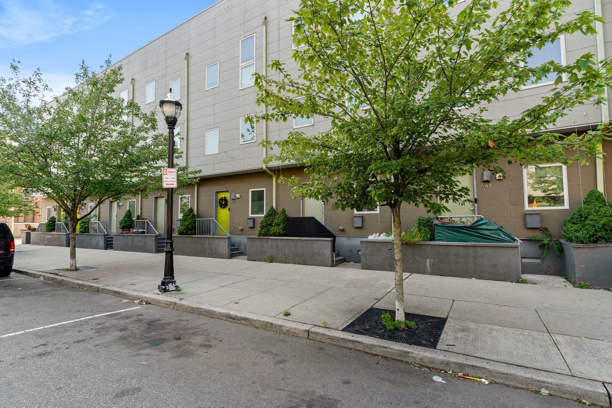 437 Rose Ave #437, Jersey City, New Jersey image 3