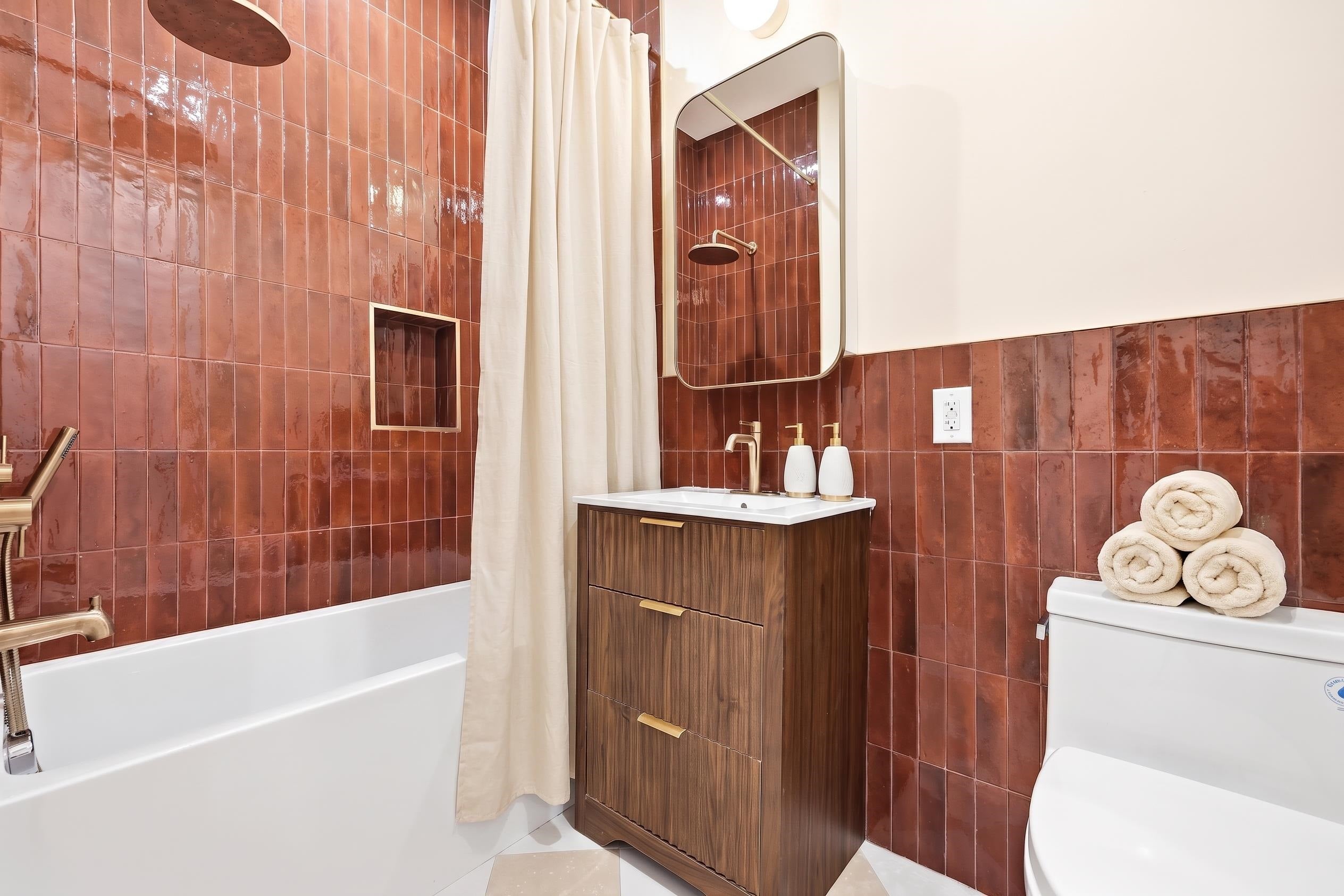 29 WELDON ST 1