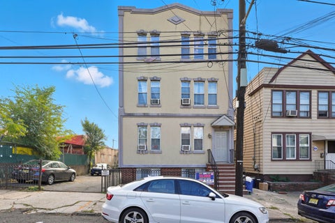 Condo For Sale - 305 Cator Ave #BSMT<br/> Hudson County, Jersey City, NJ 07305