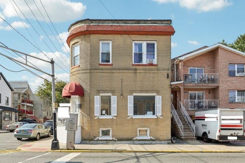 Apartment For Rent - 541 70th St #2ND FL L<br/> Guttenberg, NJ 07047