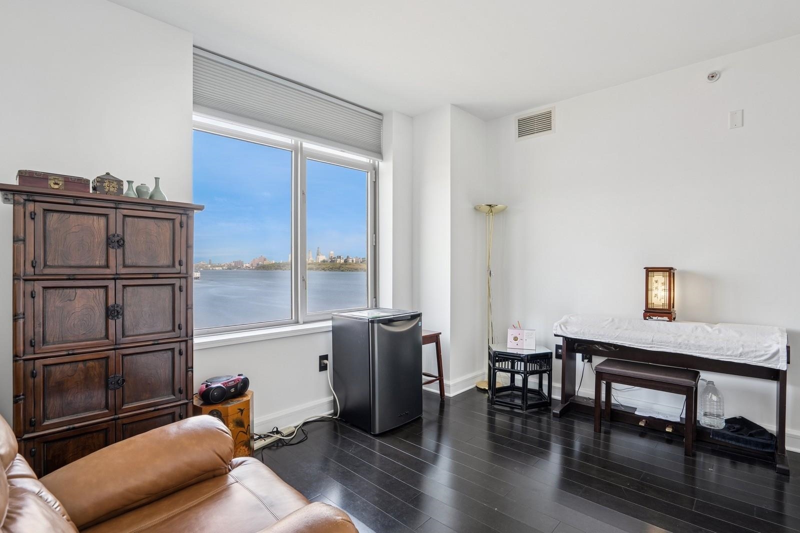 8100 River Rd #1101, North Bergen, New Jersey image 12