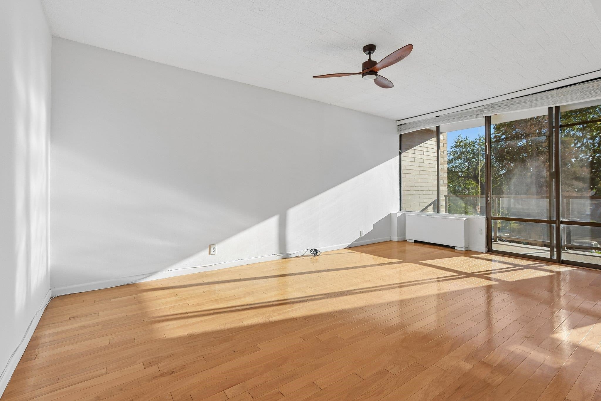 9060 PALISADE AVE 415