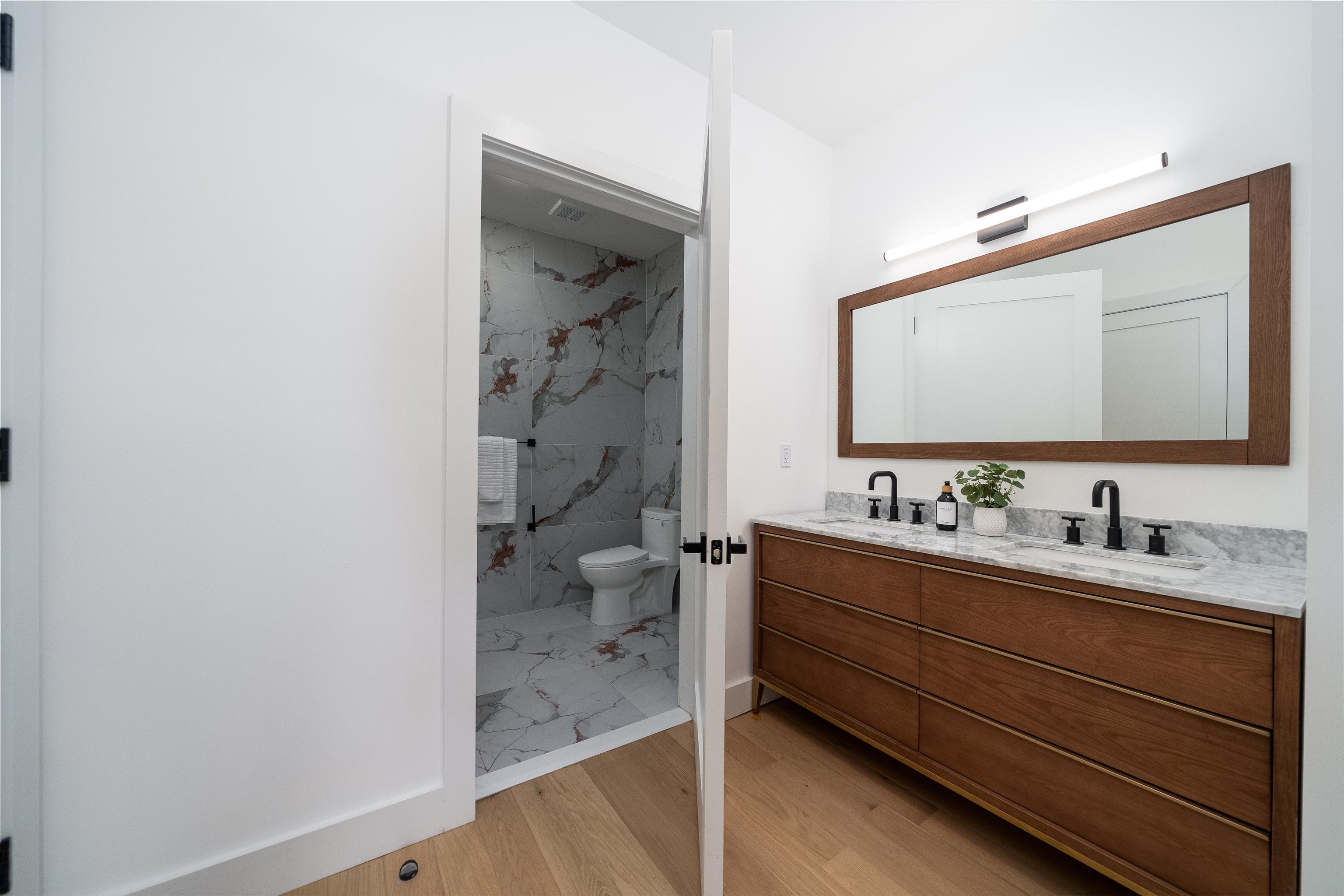 649 38th St #201, Union City, New Jersey image 11