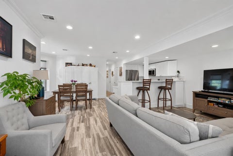Condo For Sale - 901 Palisade Ave #1<br/> Union City, NJ 07087