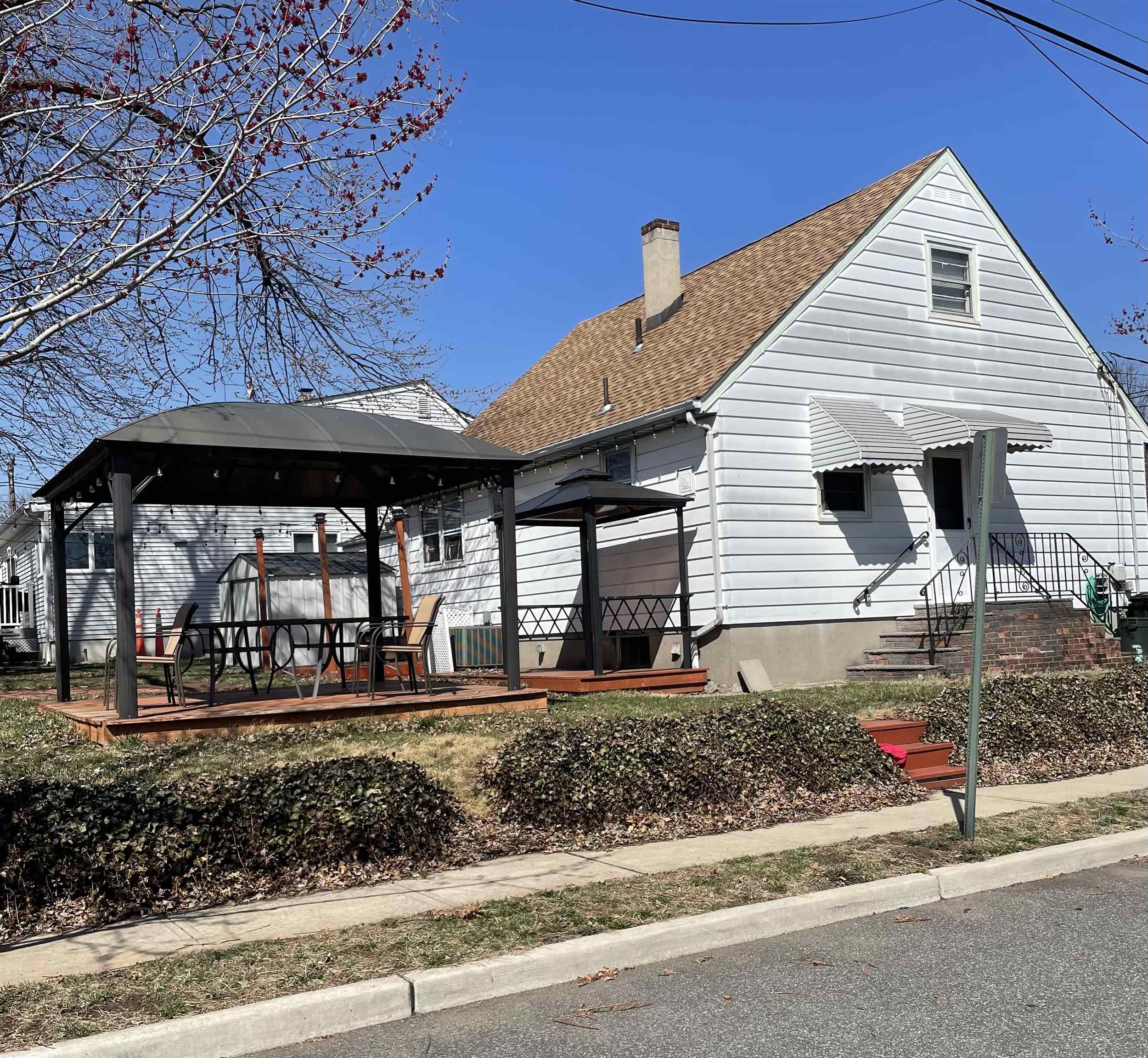 247 Pandolfi Ave, Secaucus, New Jersey image 4
