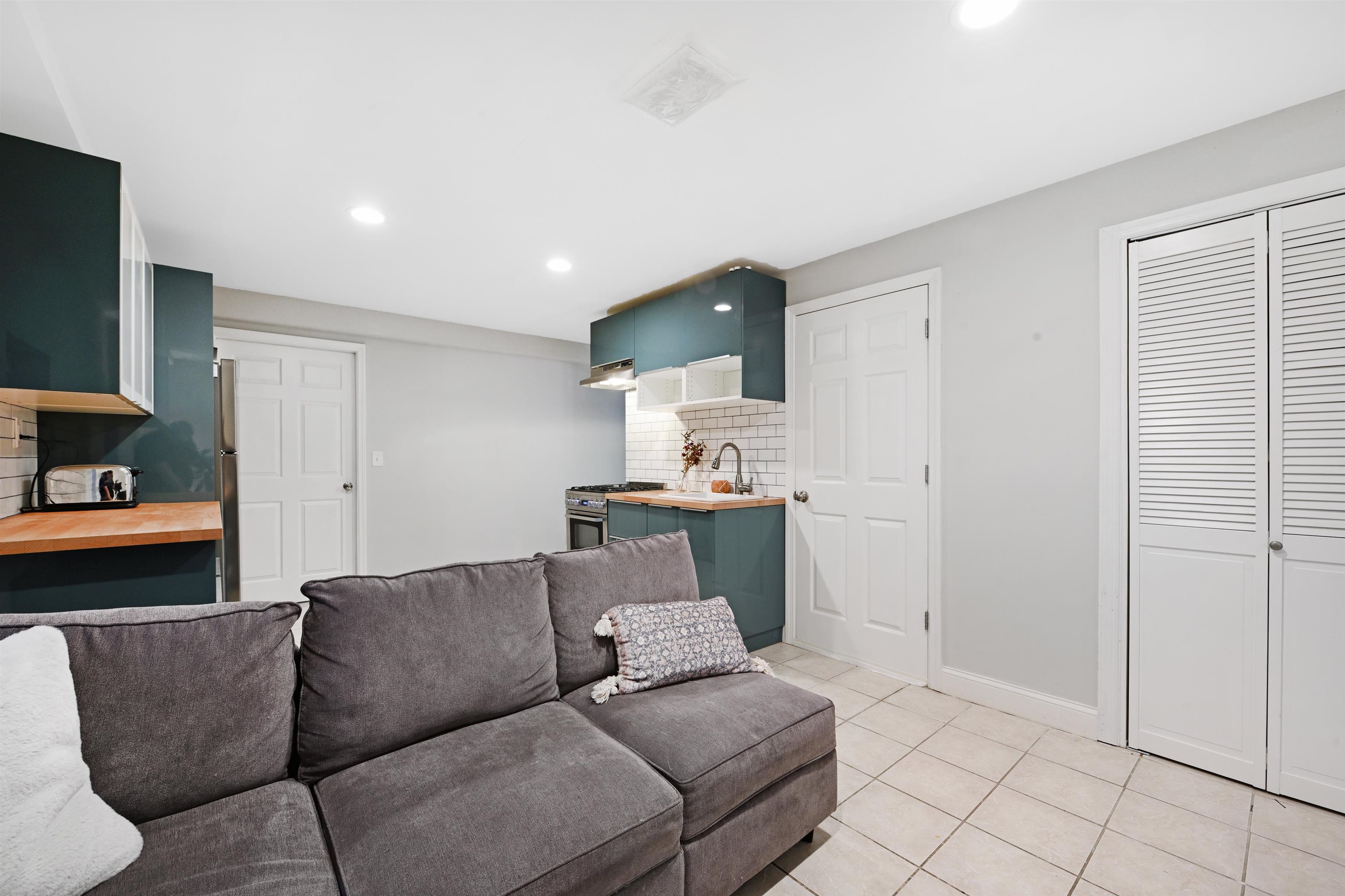 4 Sherman Ave #1, Jersey City, New Jersey image 19