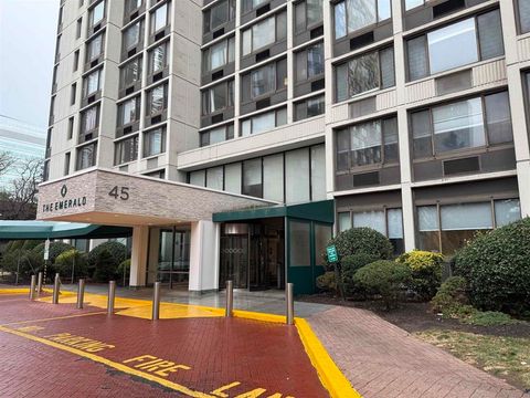 Condo For Sale - 45 River Dr South Dr #1508<br/> Jersey City, NJ 07310