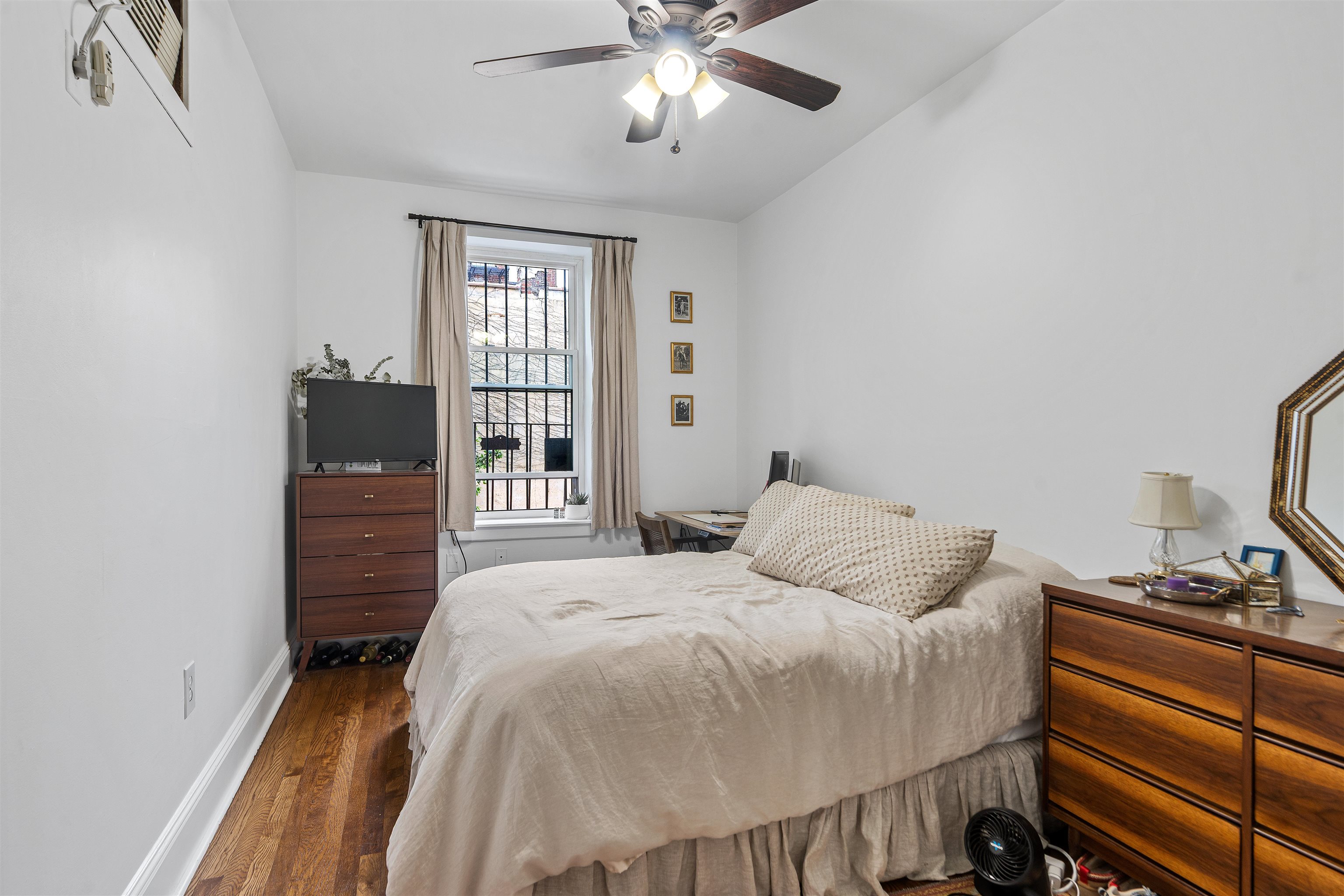 422 Grand St #4, Hoboken, New Jersey image 11