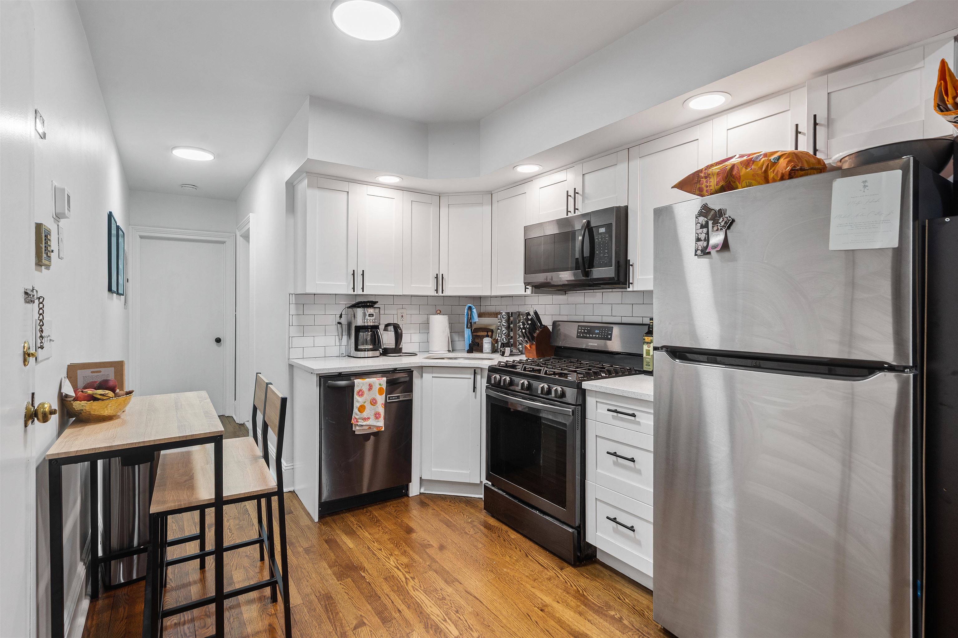 422 Grand St #4, Hoboken, New Jersey image 4