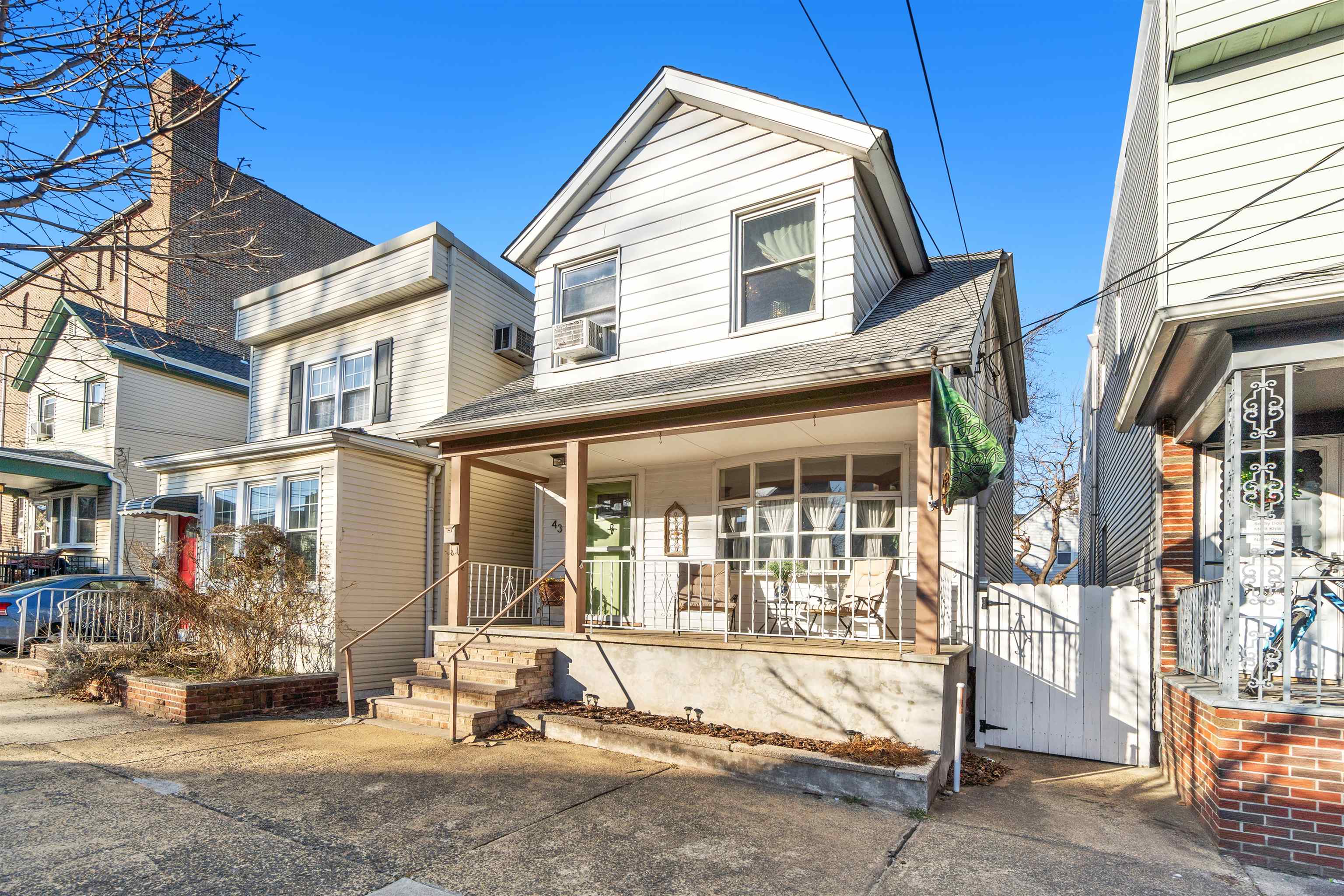 43 West 40th St, Bayonne, New Jersey image 1