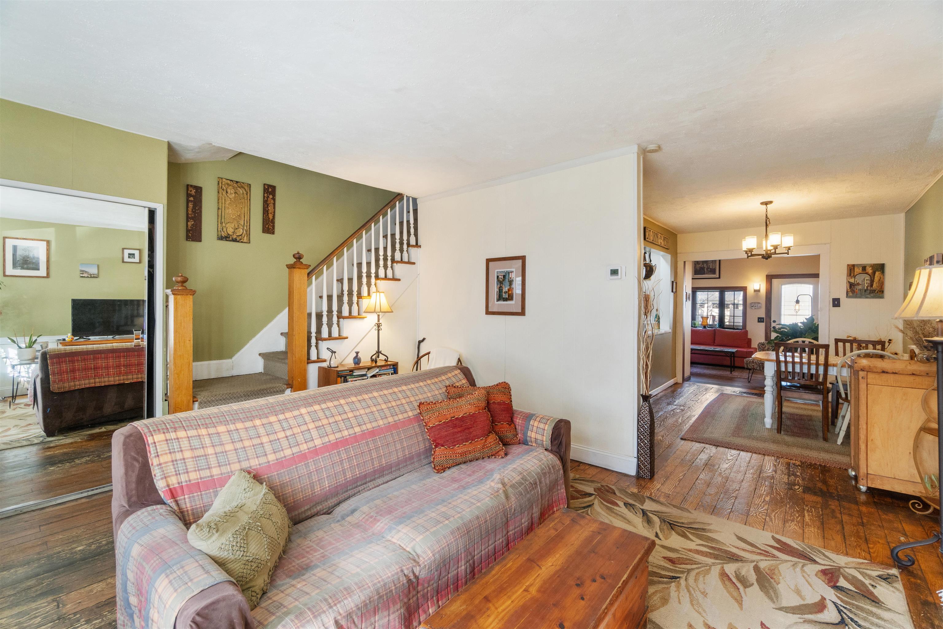 43 West 40th St, Bayonne, New Jersey image 3