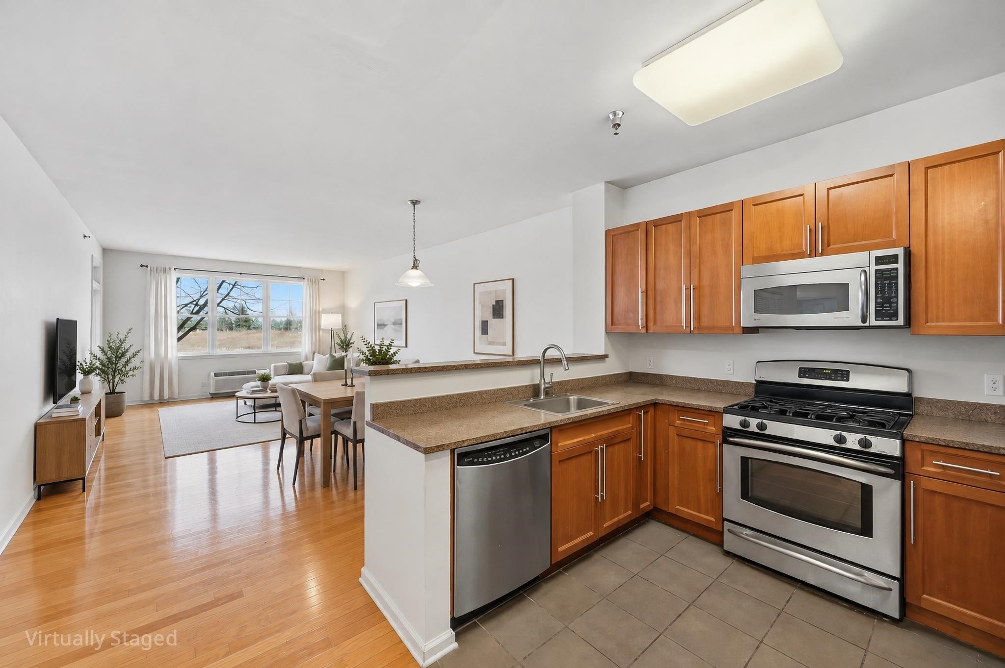 Search Homes 4 15 ENTERPRISE CT 1-05