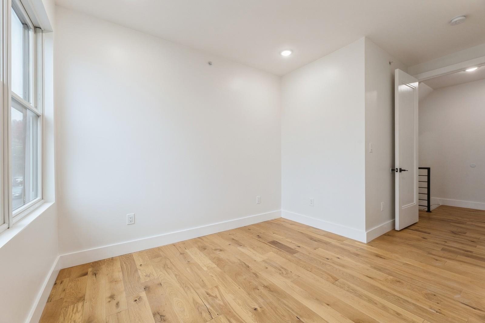 259 Liberty Ave #3, Jersey City, New Jersey image 23