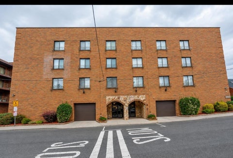 Condo For Sale - 2025 Grand Ave #3H<br/> Hudson County, North Bergen, NJ 07047