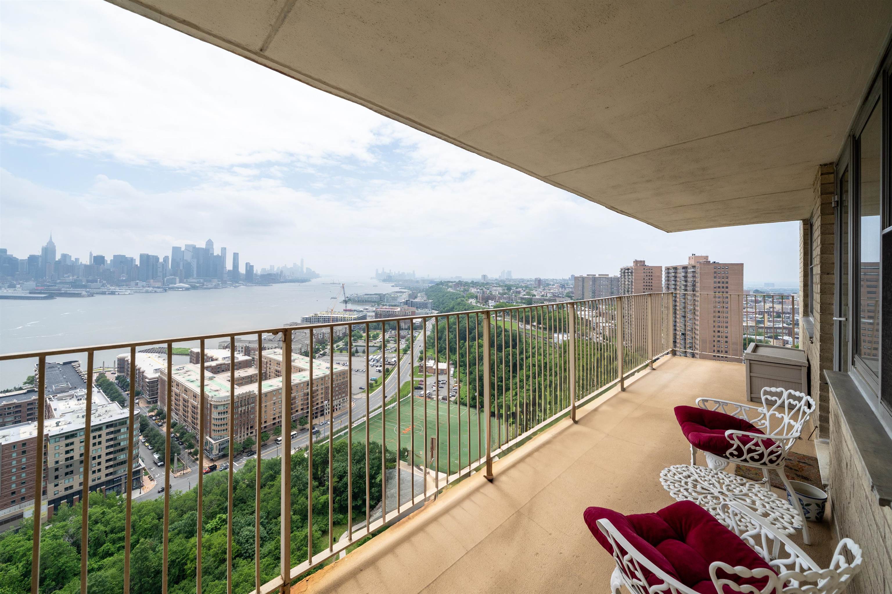 6040 Blvd East #23G, West New York, New Jersey image 18