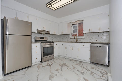 Photo for 412 WALKER ST 3