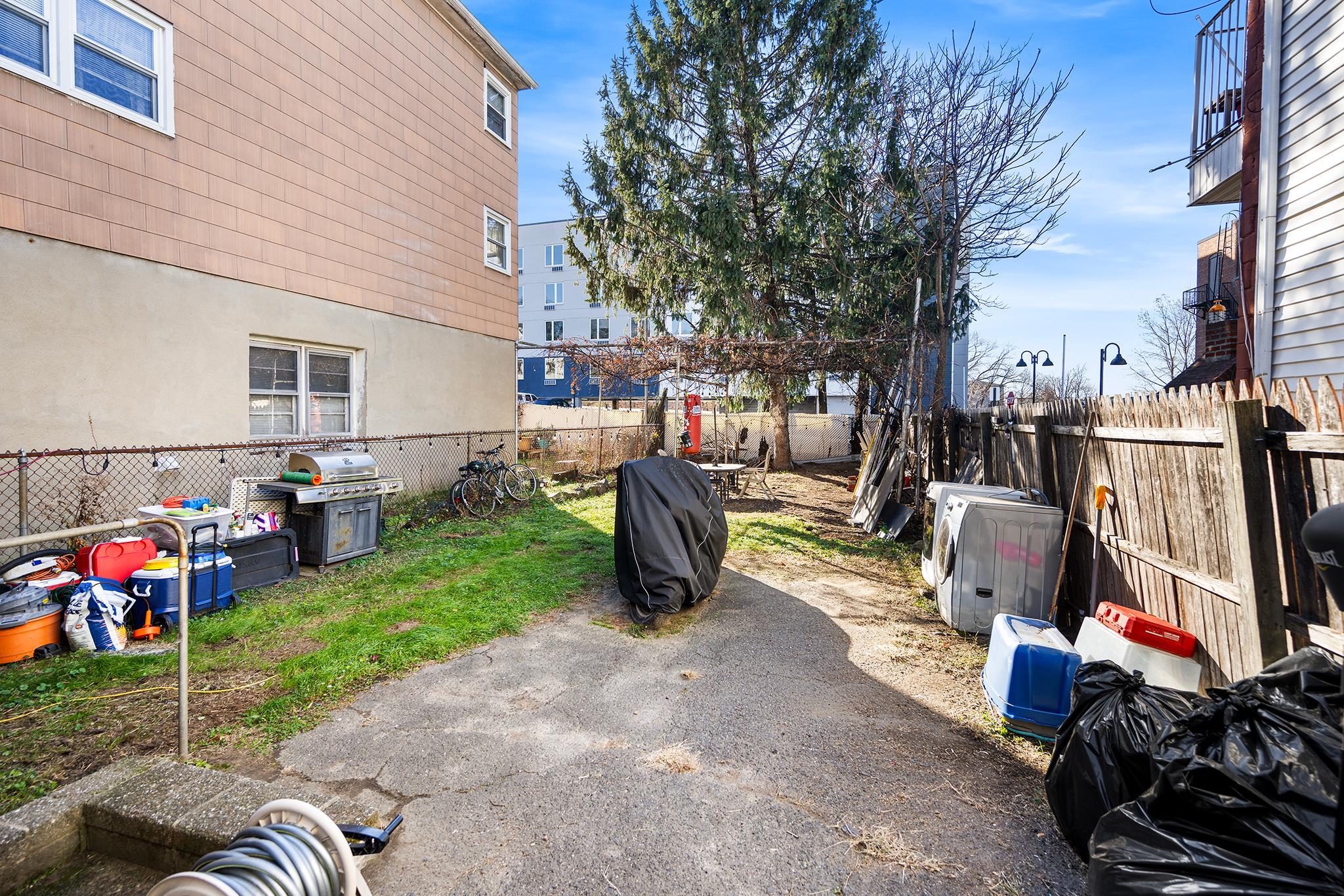 1431 51st St, North Bergen, New Jersey image 23