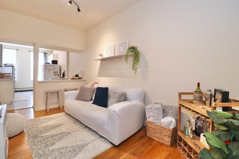 Homes For Rent - 510 Adams St #2R<br/> Hoboken, NJ 07030