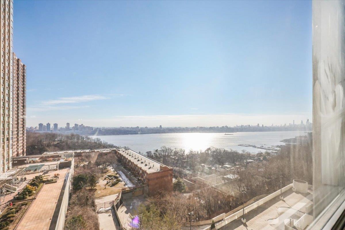 1600 Parker Ave #7C, Fort Lee, New Jersey image 25