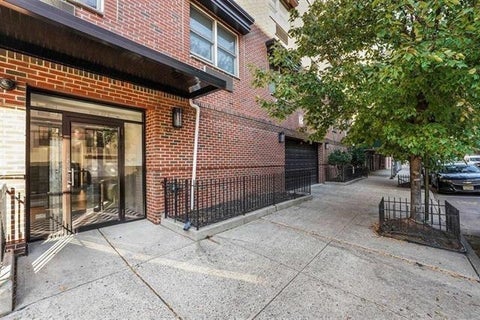Apartment For Rent - 204 Grand St #6B<br/> Hudson County, Hoboken, NJ 07030