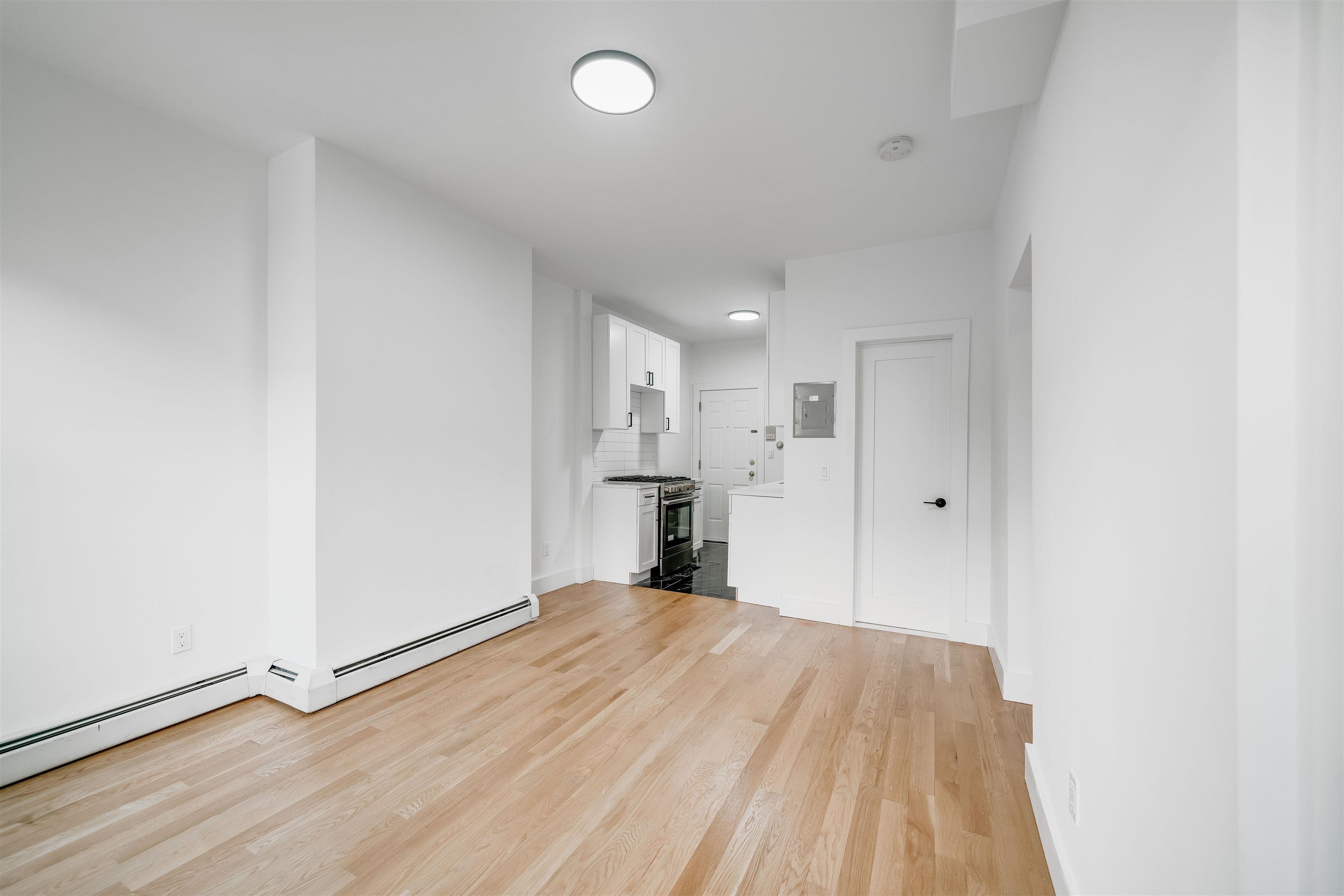 216 JEFFERSON ST 2