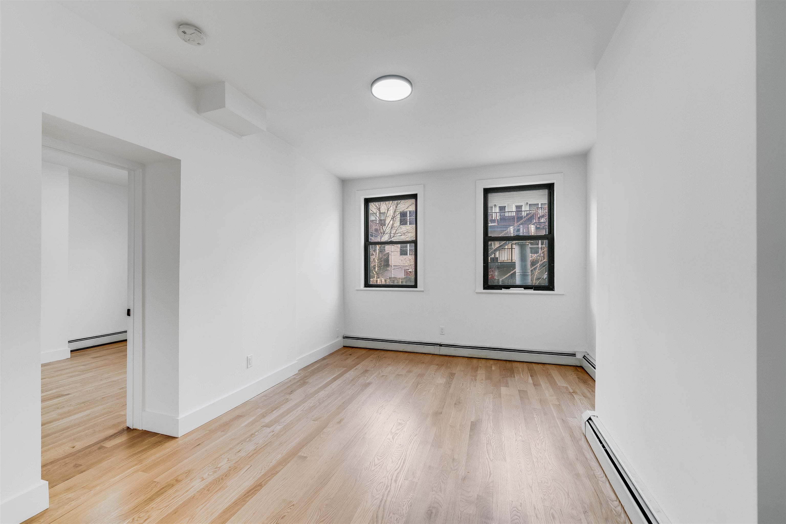 216 JEFFERSON ST 2