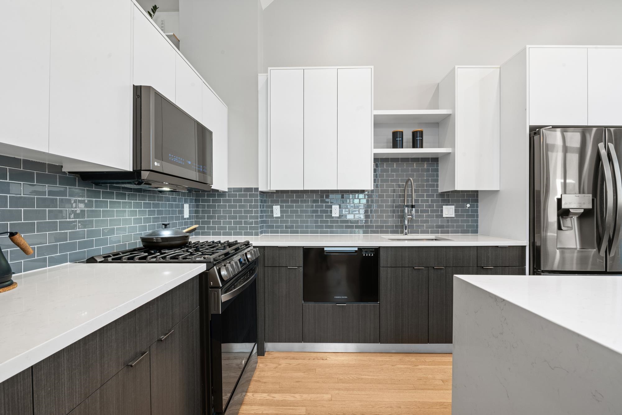 518-530 GREGORY AVE C315