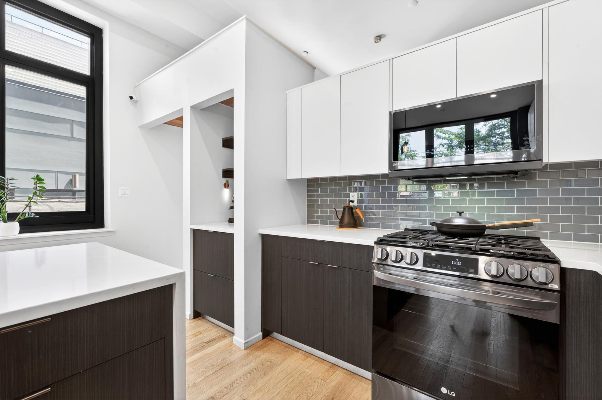 518-530 GREGORY AVE C315