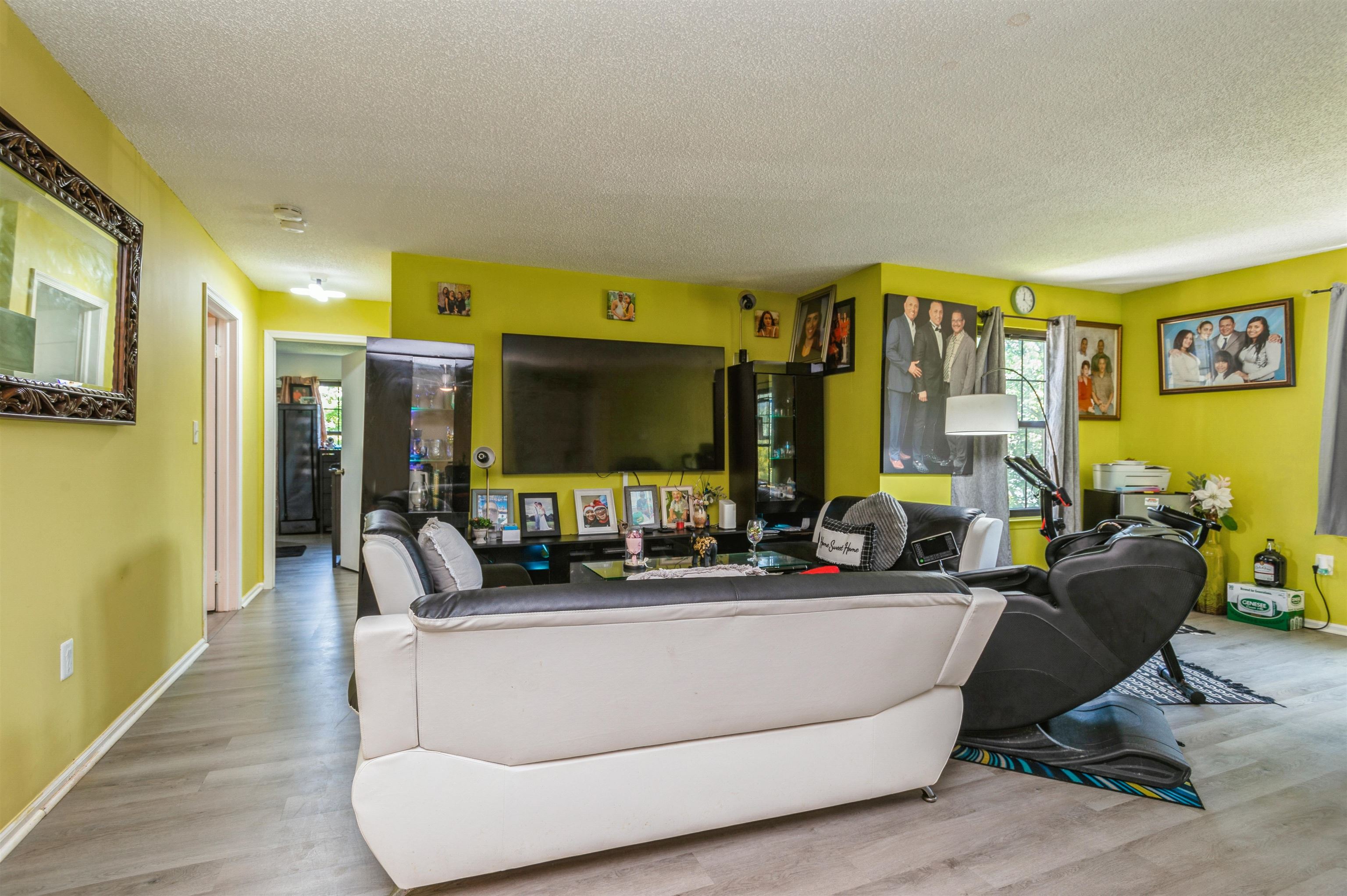 114 Griggs Pl, EAST BRUNSWICK, New Jersey image 4