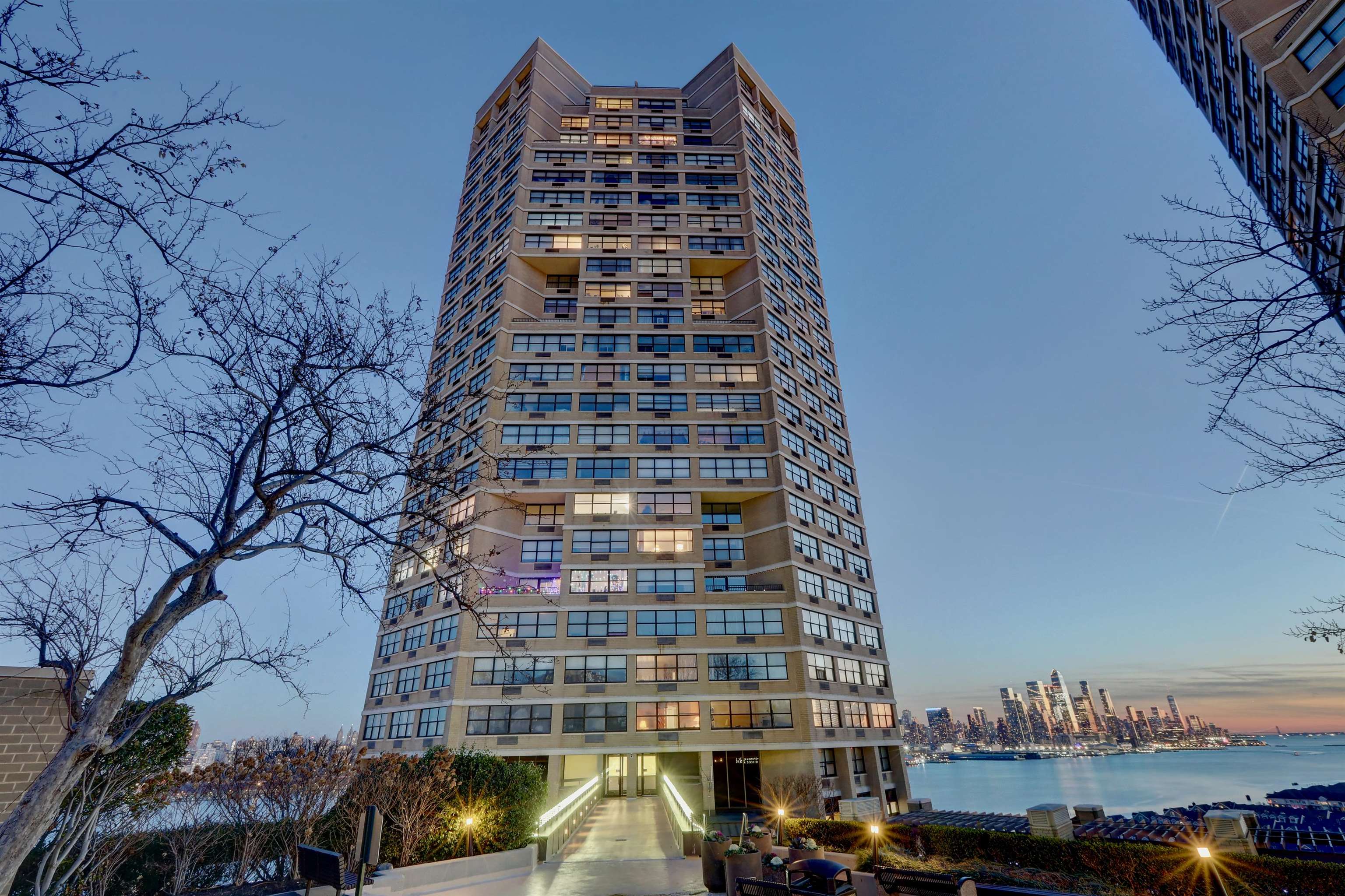 7002 Blvd East #4D, Guttenberg, New Jersey image 40