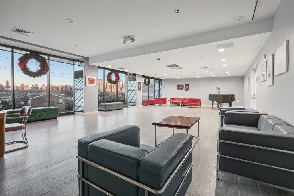 7002 Blvd East #4D, Guttenberg, New Jersey image 23