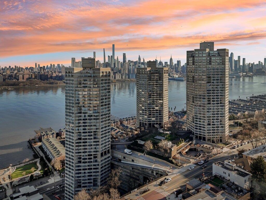 7002 Blvd East #4D, Guttenberg, New Jersey image 29