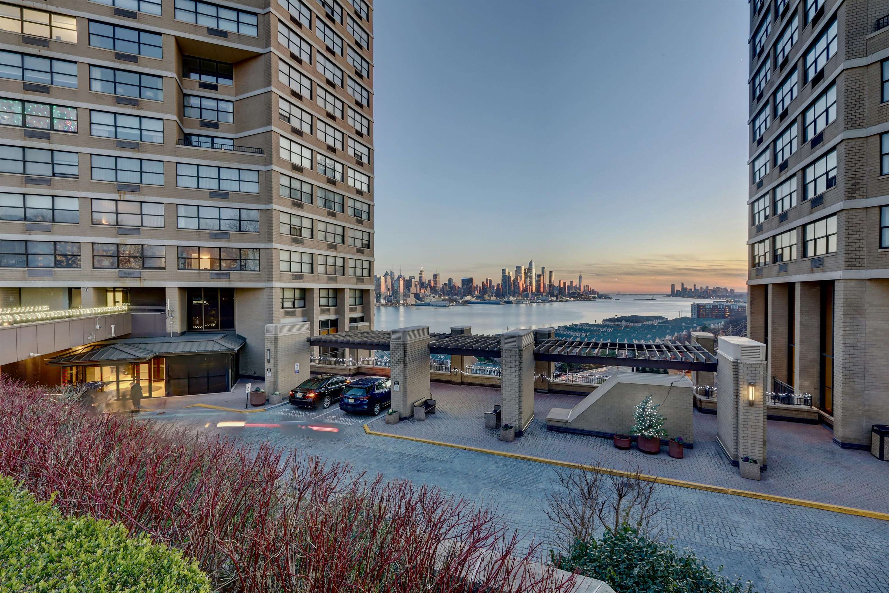 7002 Blvd East #4D, Guttenberg, New Jersey image 37
