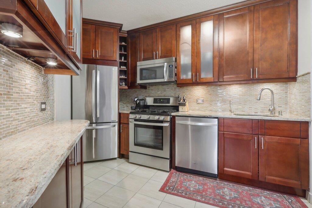 7002 Blvd East #4D, Guttenberg, New Jersey image 10