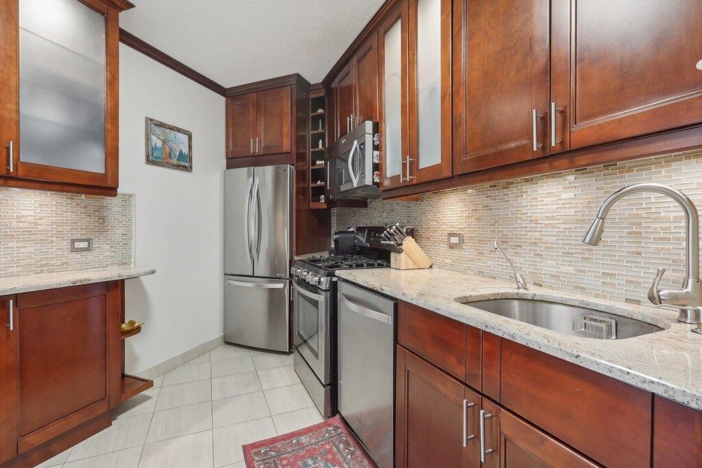 7002 Blvd East #4D, Guttenberg, New Jersey image 12