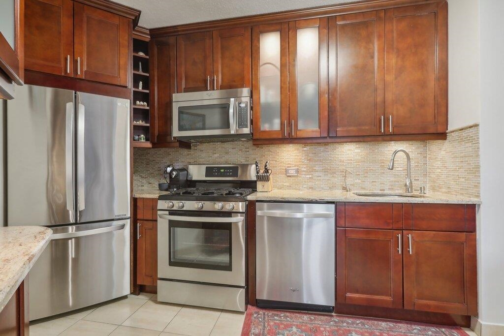 7002 Blvd East #4D, Guttenberg, New Jersey image 11